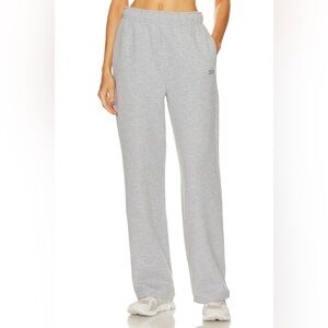 ALO Accolade Heather Gray Sweatpants M